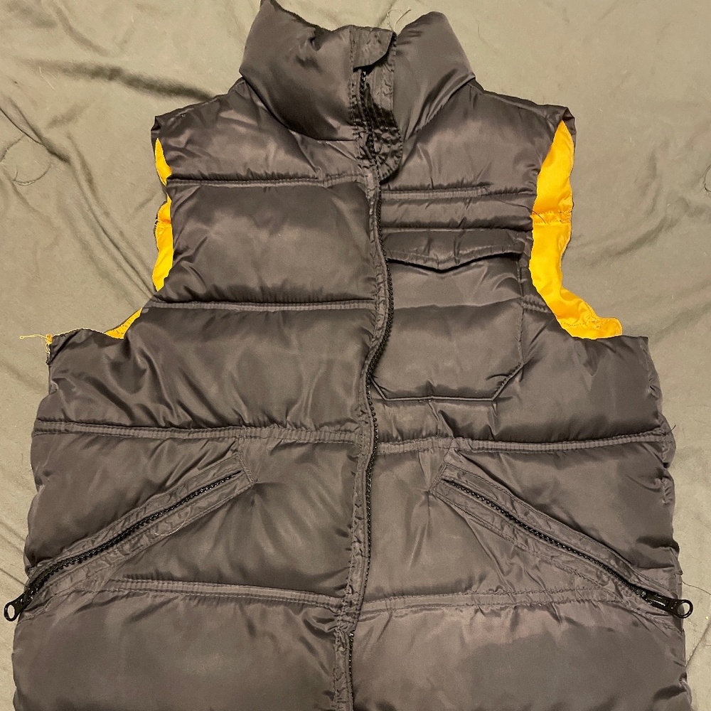 Kids puffer vest